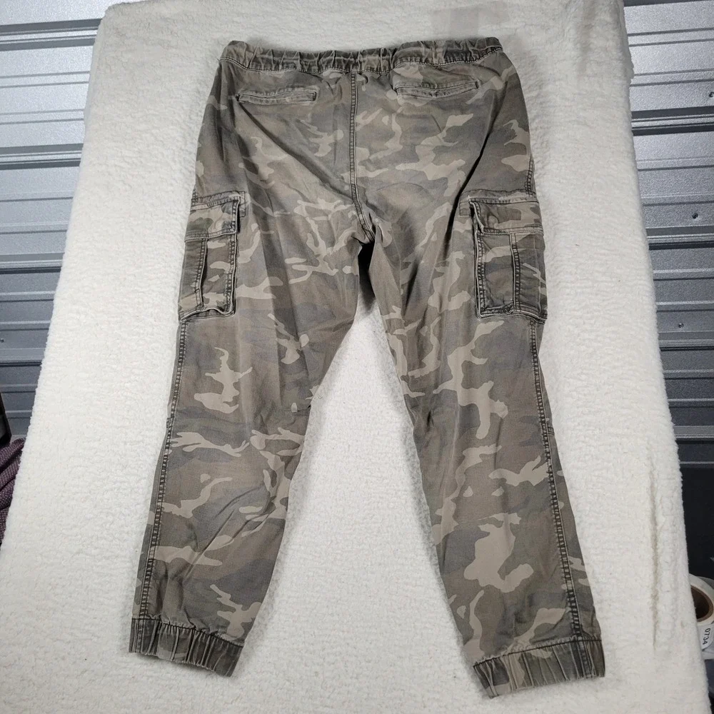 Old Navy Modern Jogger Mens XL Green Camo Built-In Flex Cargo Pants